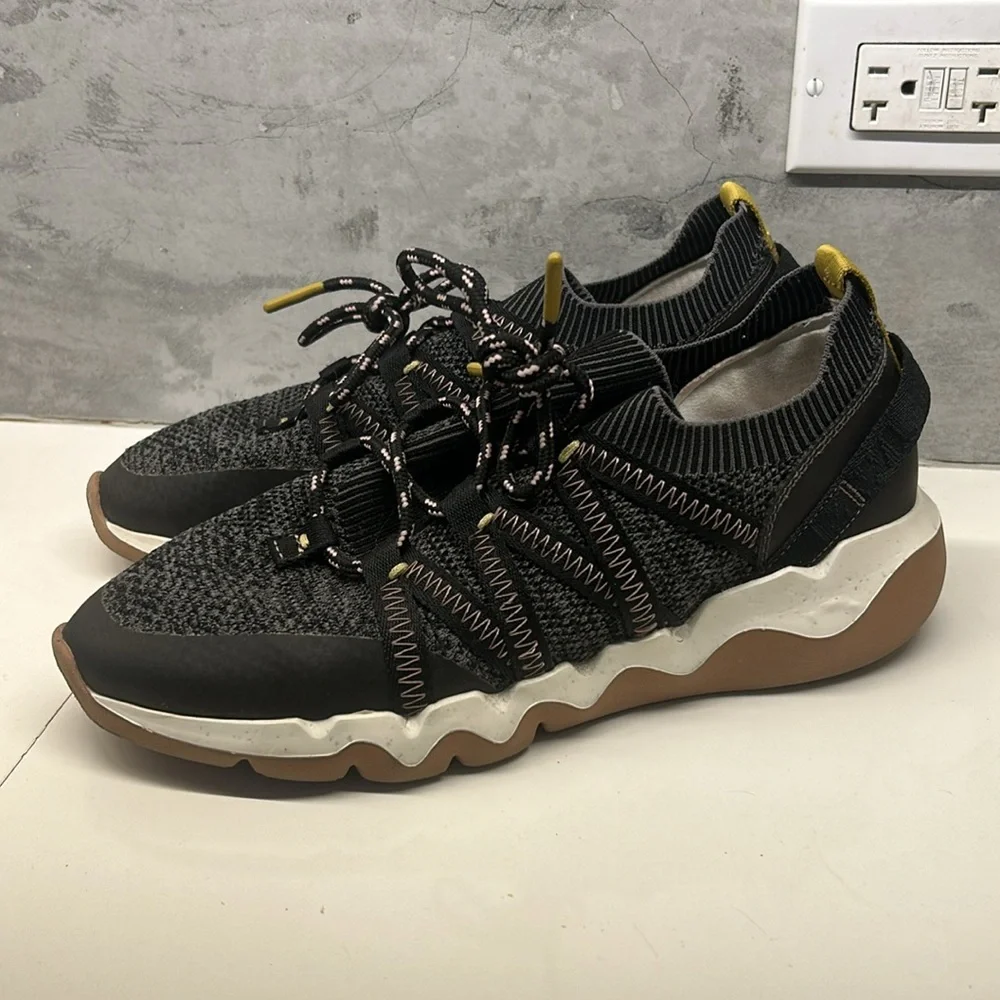 Madewell Knit Sneakers - Picture 5 of 8